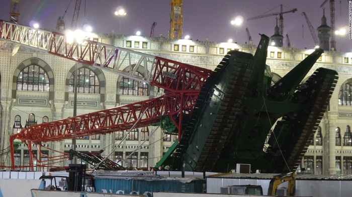 Severe rain contributed to crane collapse in Mecca - VIDEO